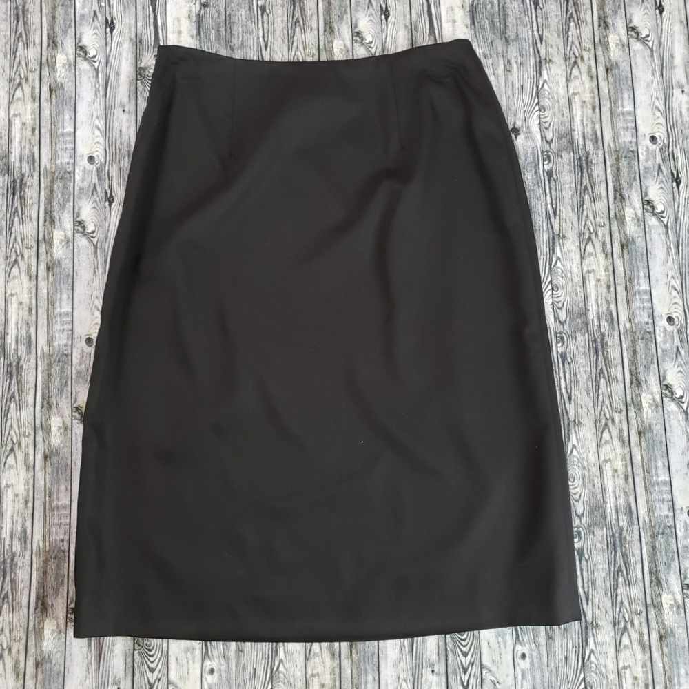 Banana Republic black office skirt - Picture 2 of 4